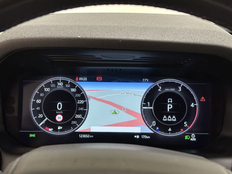 Land Rover Discovery Sport usata a Lodi (10)