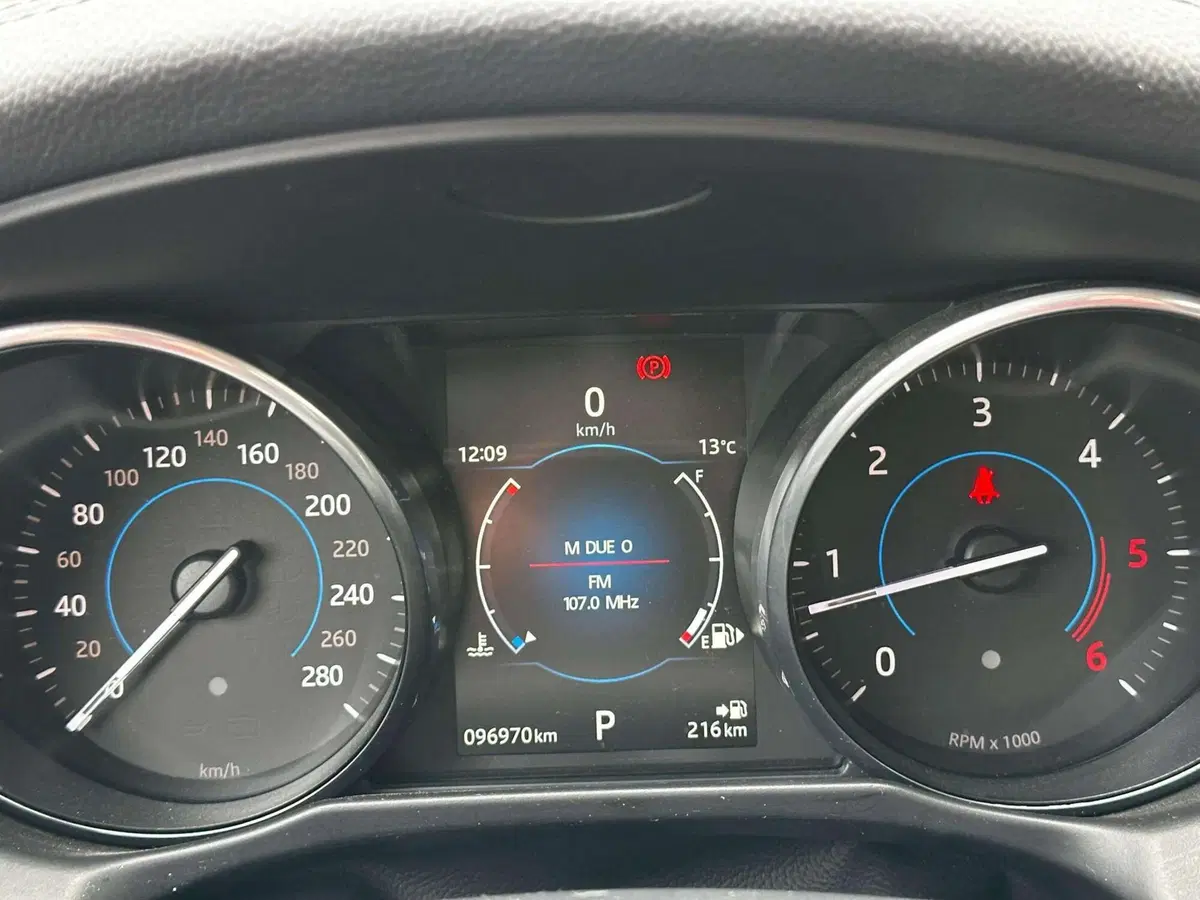 Jaguar XF usata a Siena (10)