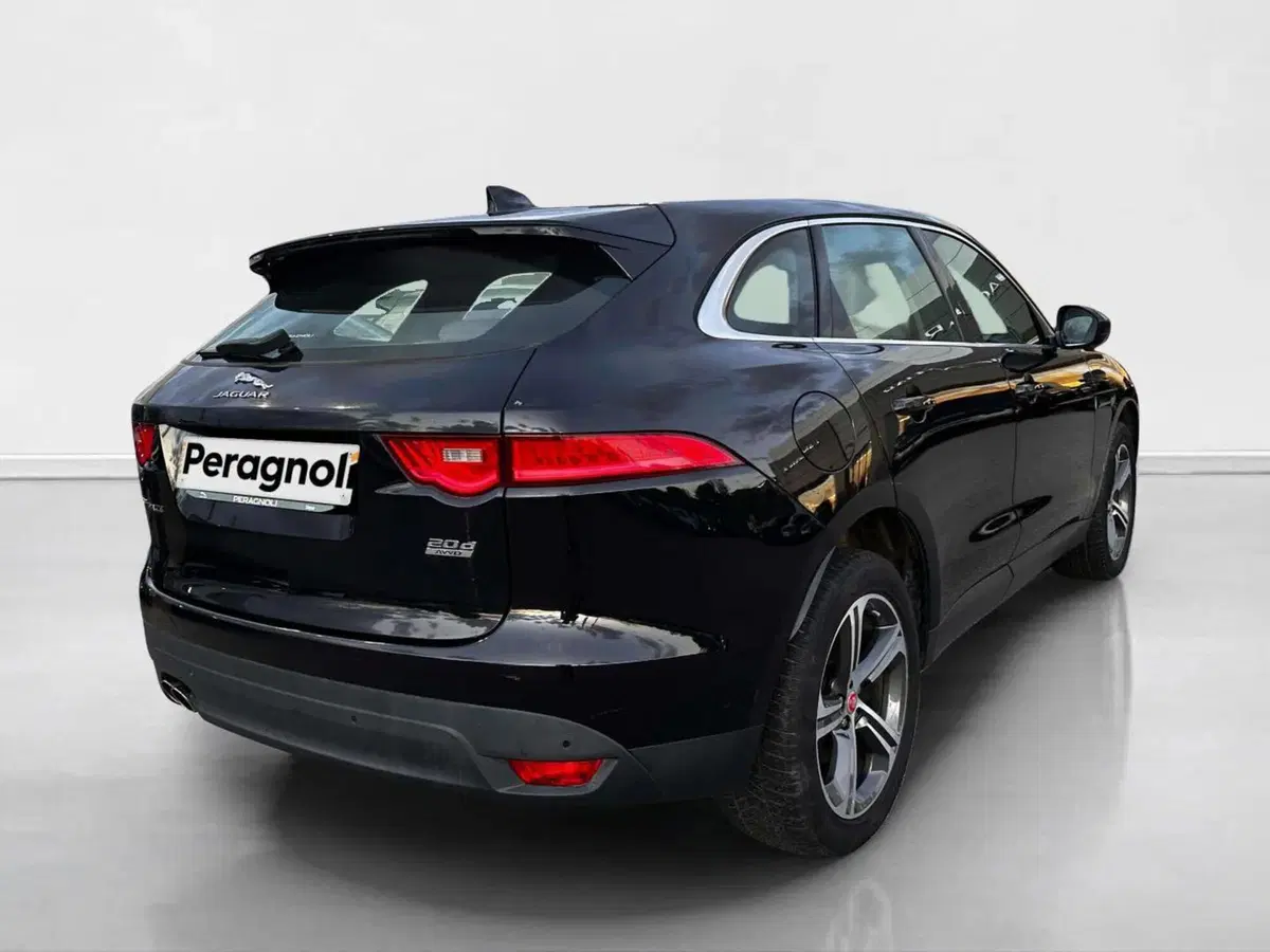 Jaguar F-Pace usata a Siena (2)