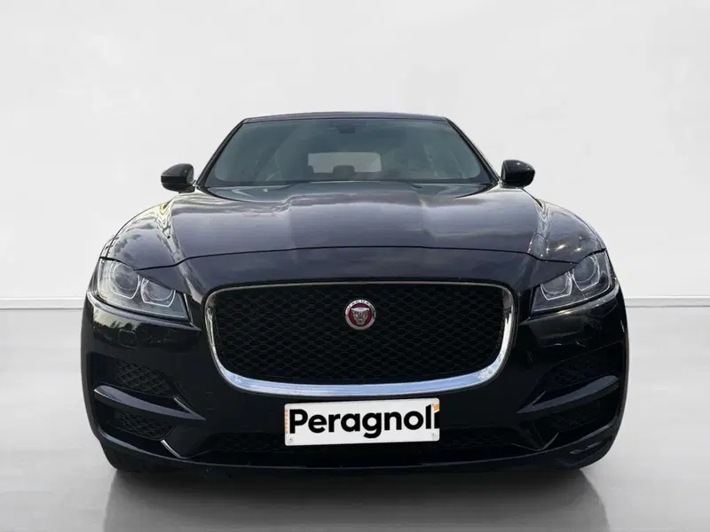 Jaguar F-Pace usata a Siena (8)