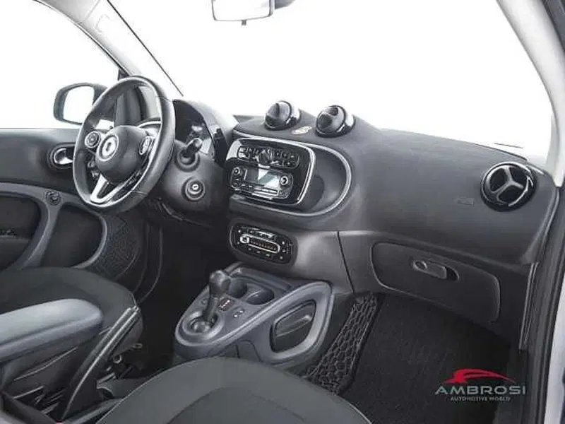 smart Fortwo Cabrio usata a Viterbo (11)