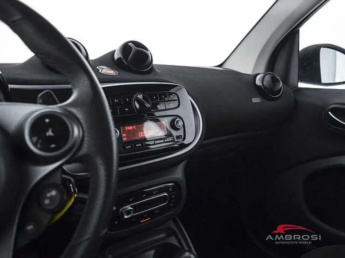 smart Fortwo Cabrio usata a Viterbo (18)