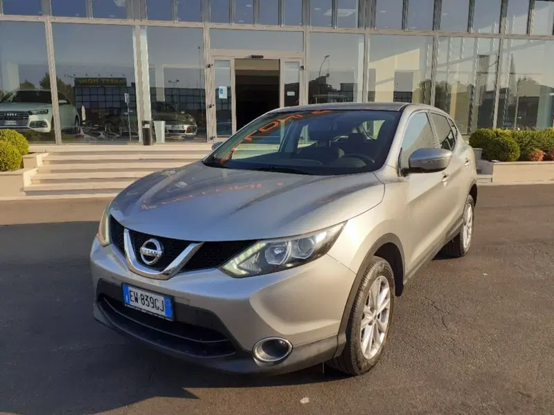 Nissan Qashqai usata a Modena (2)
