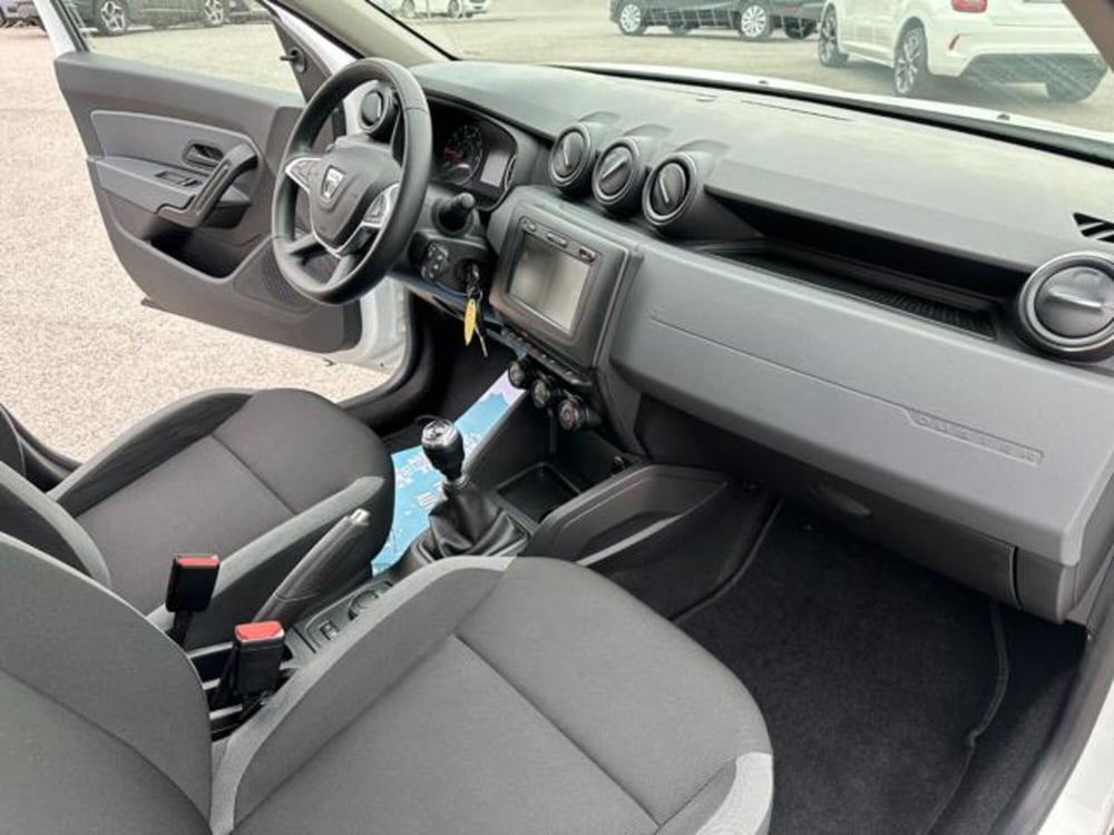 Dacia Duster usata a Pordenone (15)