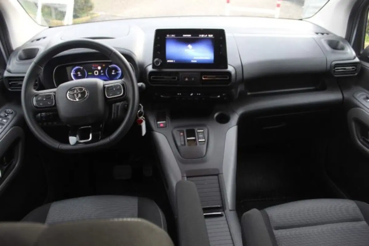 Toyota Proace City Verso Electric usata a Roma (13)