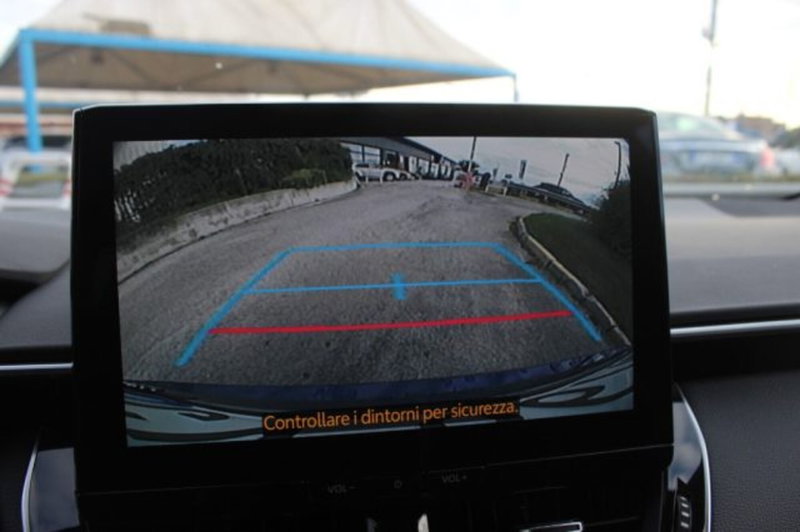 Toyota Corolla Touring Sports usata a Roma (18)