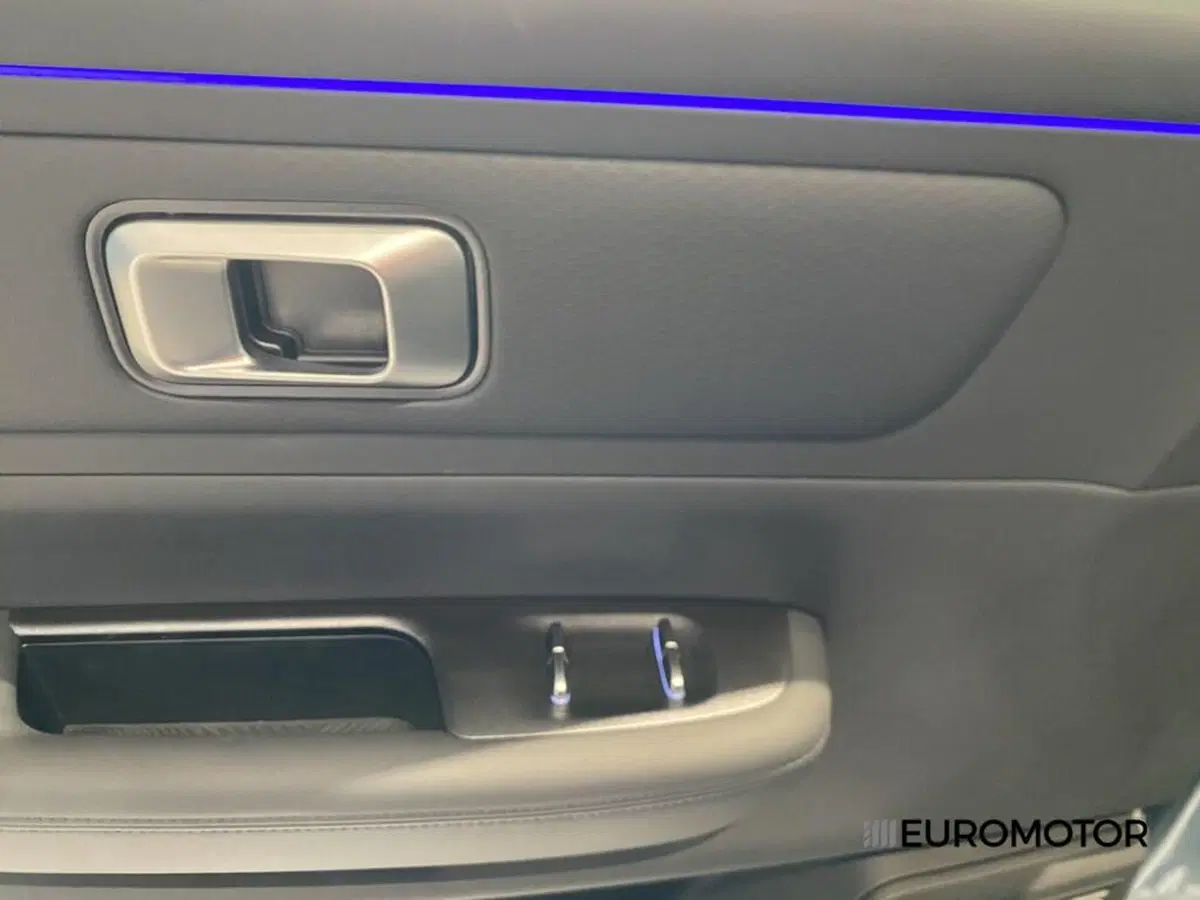Jaecoo Jaecoo 7 Super Hybrid nuova a Bari (11)