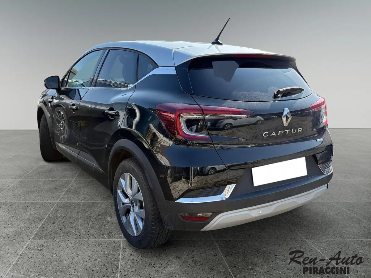 Renault Captur usata a Rimini (2)