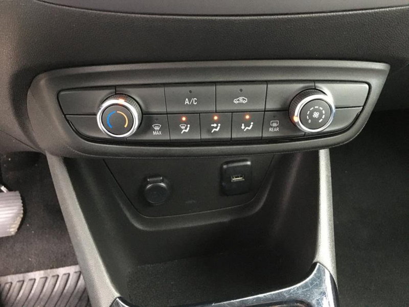 Opel Crossland usata a Cuneo (11)