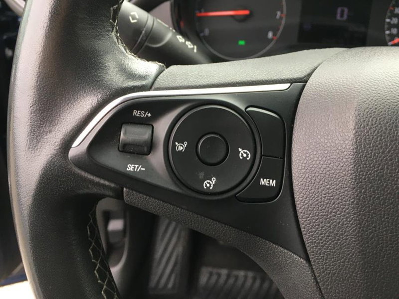 Opel Crossland usata a Cuneo (16)