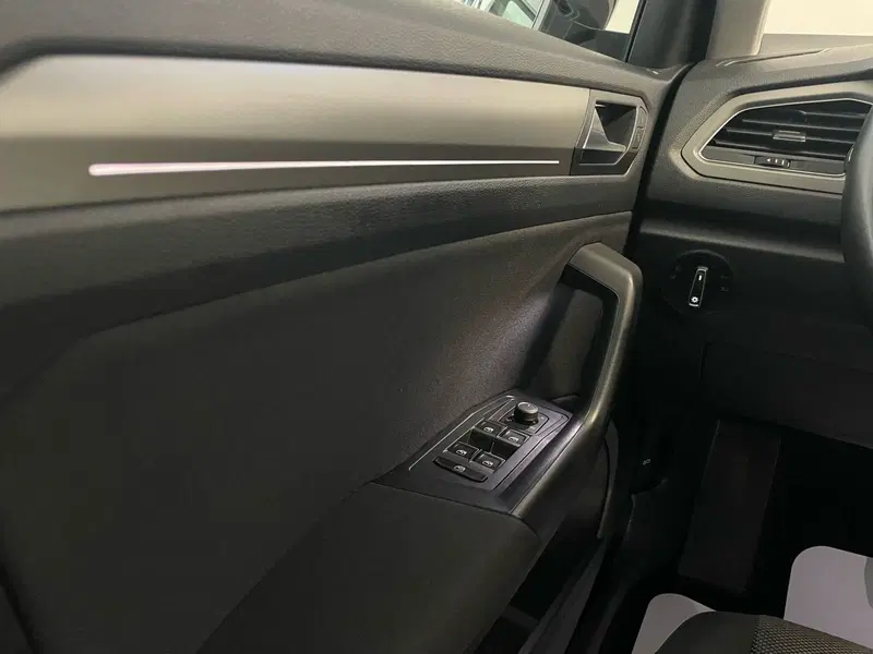 Volkswagen T-Roc usata a L'Aquila (15)