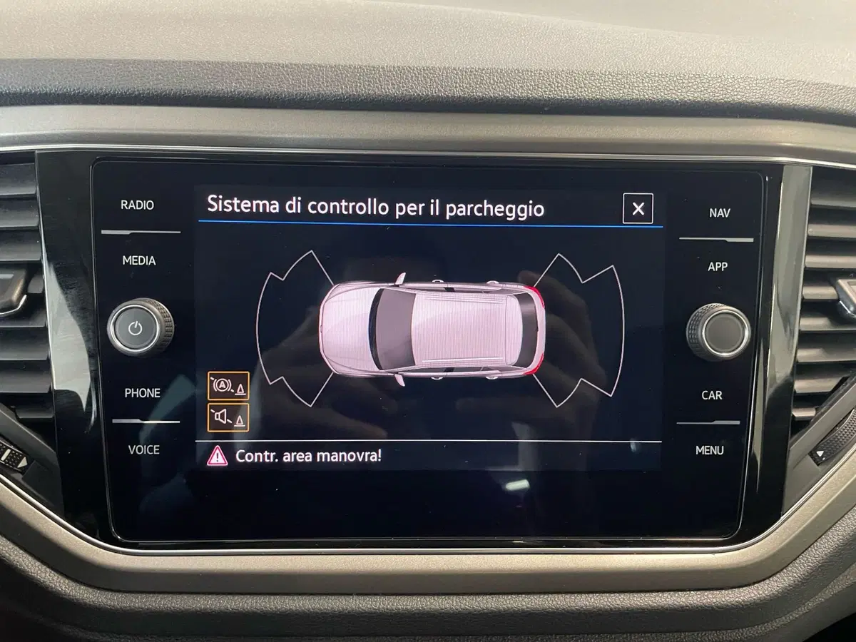Volkswagen T-Roc usata a L'Aquila (16)