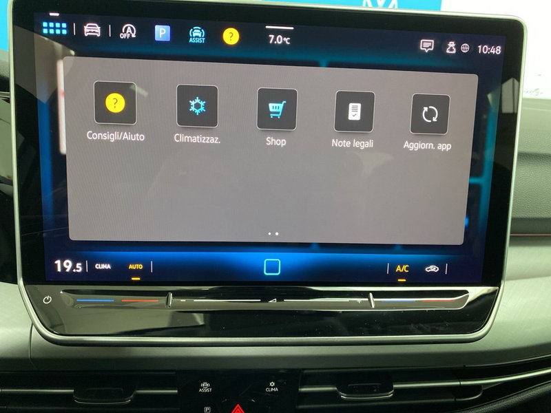 Volkswagen Golf Variant nuova a Lodi (14)