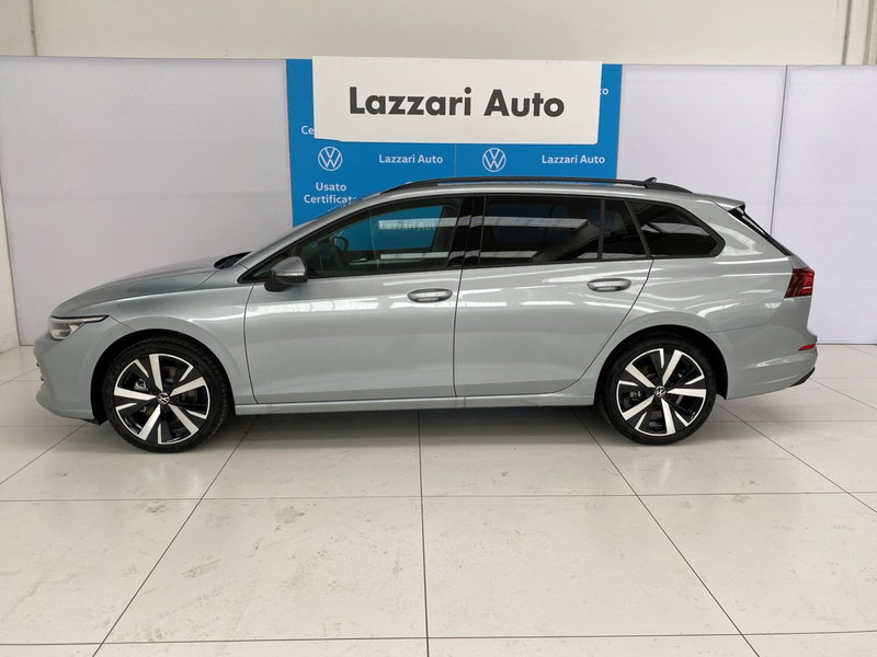 Volkswagen Golf Variant nuova a Lodi (2)