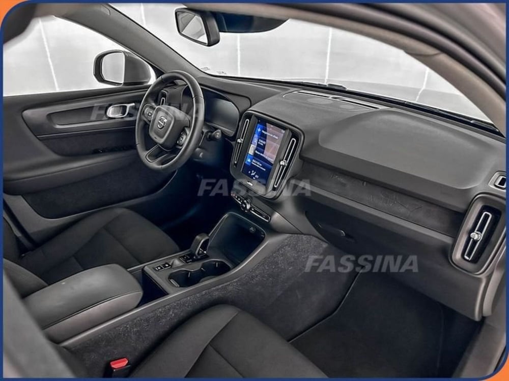 Volvo XC40 usata a Milano (14)