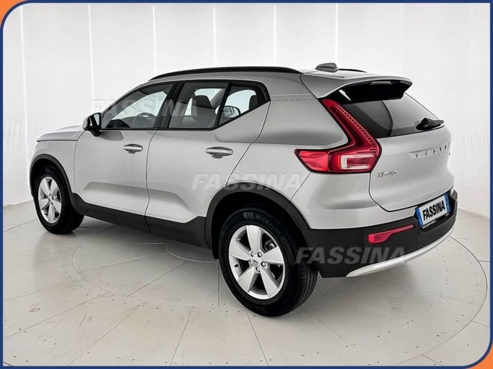 Volvo XC40 usata a Milano (4)