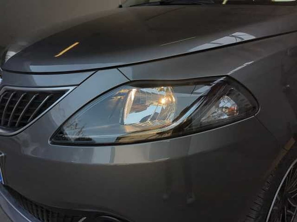 Lancia Ypsilon usata a Treviso (16)