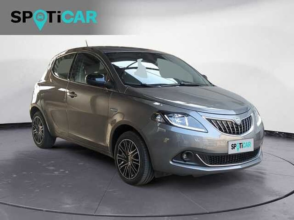 Lancia Ypsilon usata a Treviso (3)