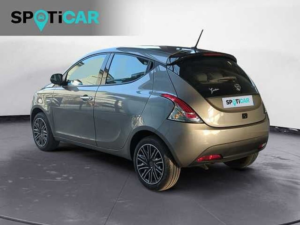 Lancia Ypsilon usata a Treviso (7)