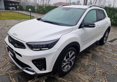 Kia Stonic 1.0 T-GDi 100 CV MHEV iMT GT Line del 2021 usata a Robassomero