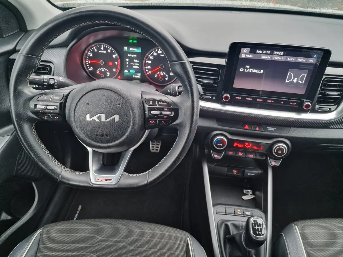 Kia Stonic usata a Torino (8)