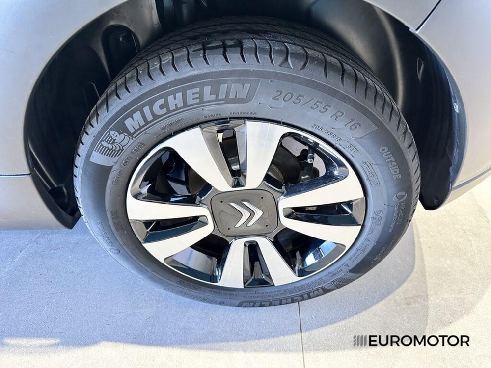Citroen C3 usata a Bari (9)