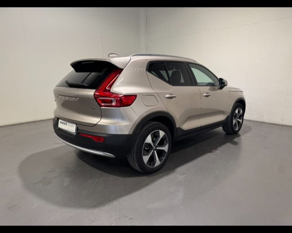 Volvo XC40 usata a Treviso (2)