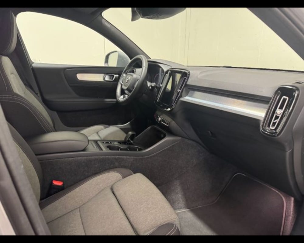 Volvo XC40 usata a Treviso (3)