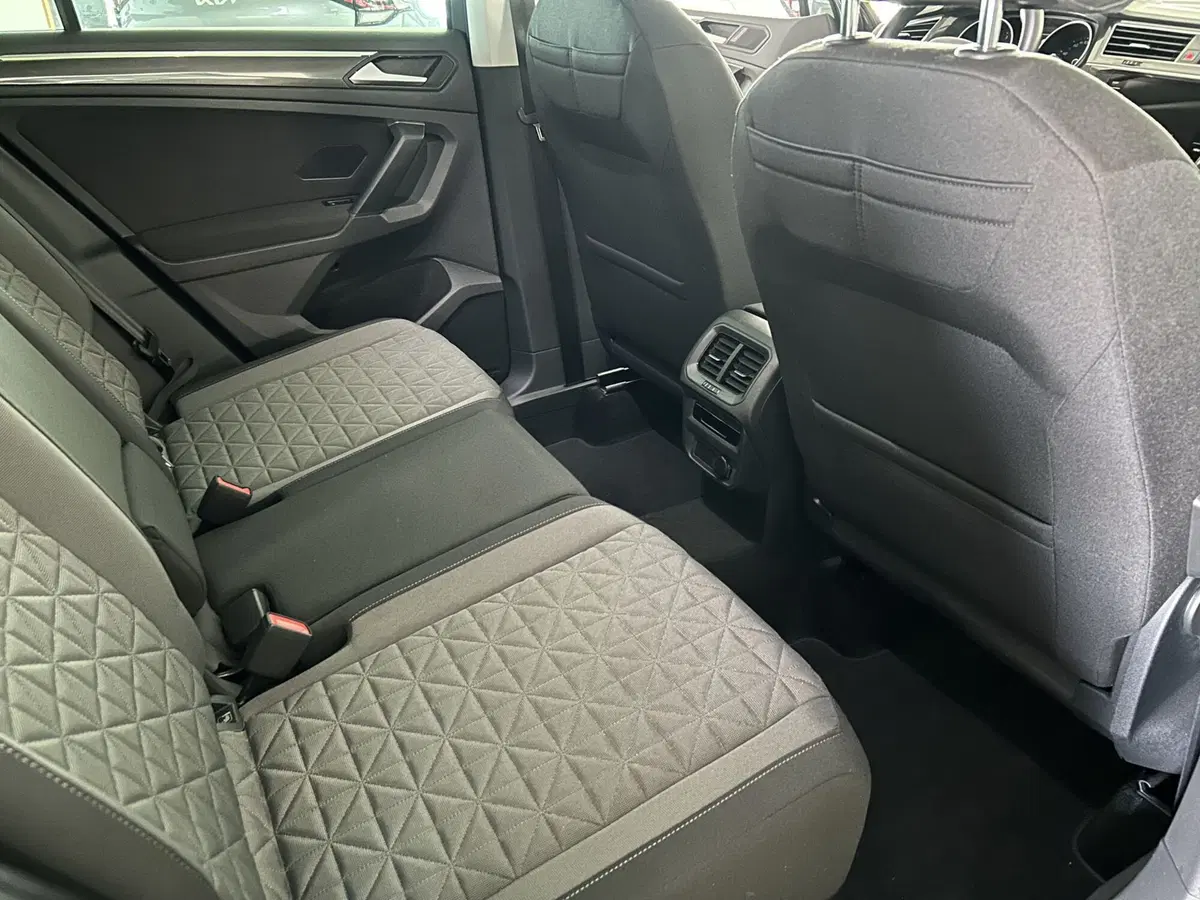 Volkswagen Tiguan usata a Ferrara (13)