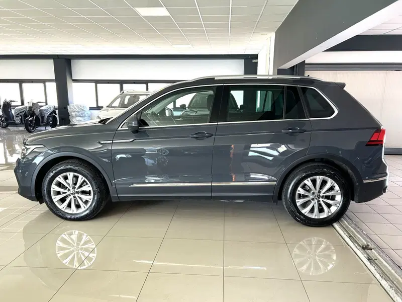 Volkswagen Tiguan usata a Ferrara (6)