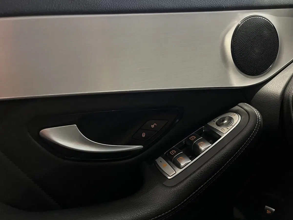 Mercedes-Benz GLC Coupé usata a Cosenza (12)