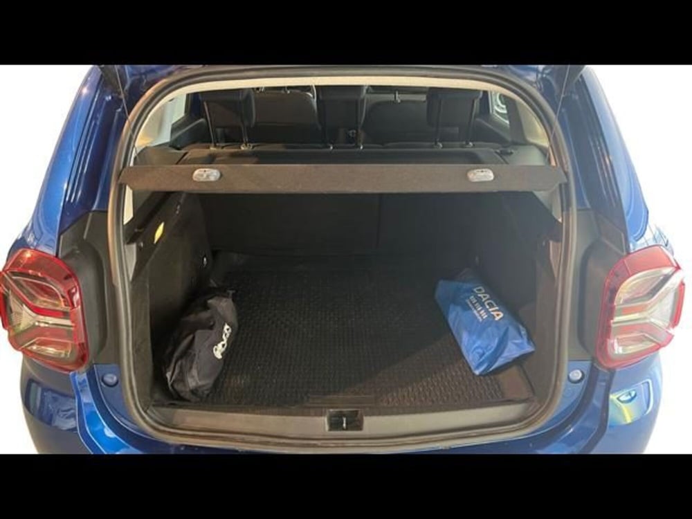 Dacia Duster usata a Firenze (9)