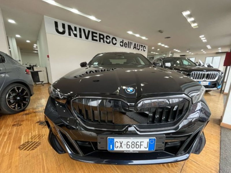 BMW i5 Touring usata a Torino (2)
