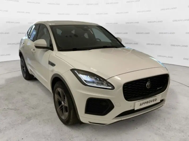 Jaguar E-Pace usata a Livorno (11)