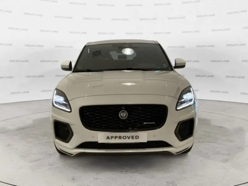 Jaguar E-Pace usata a Livorno (8)