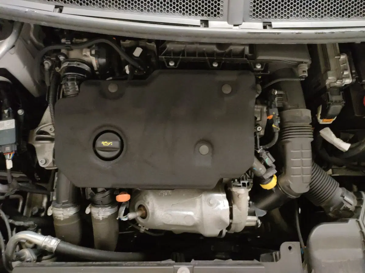 Peugeot 3008 usata a Teramo (9)