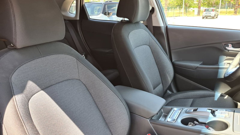 Hyundai Kona usata a Chieti (15)