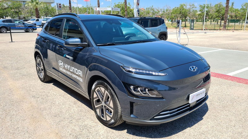 Hyundai Kona usata a Chieti (4)