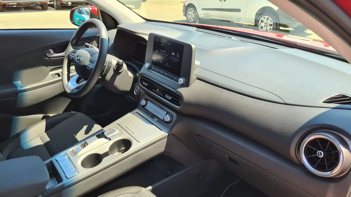 Hyundai Kona usata a Chieti (13)