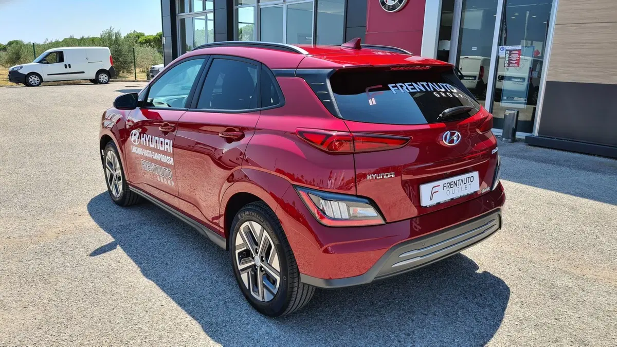 Hyundai Kona usata a Chieti (8)