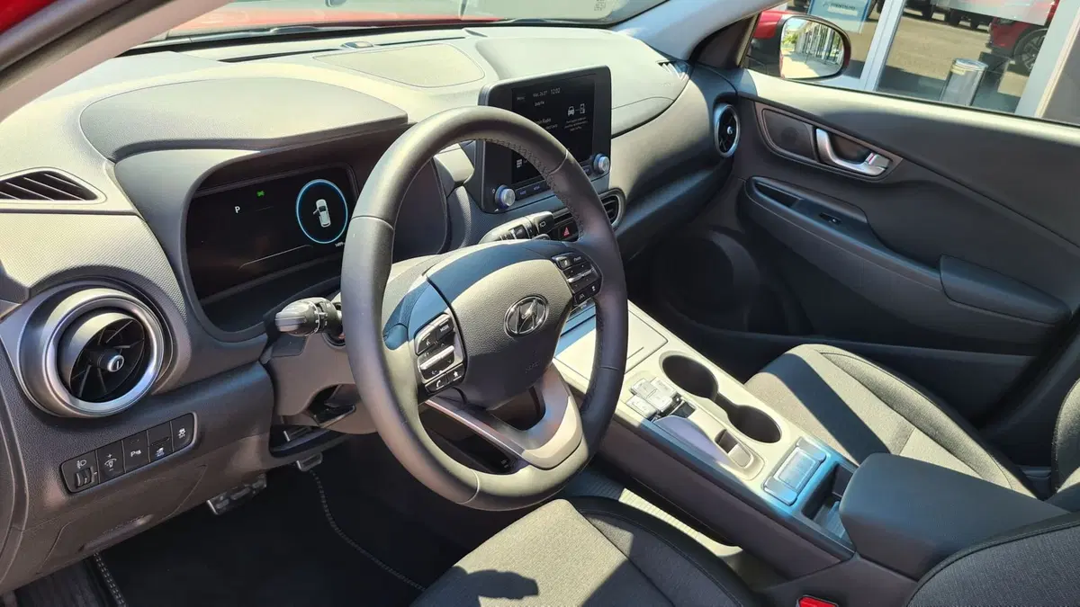 Hyundai Kona usata a Chieti (9)