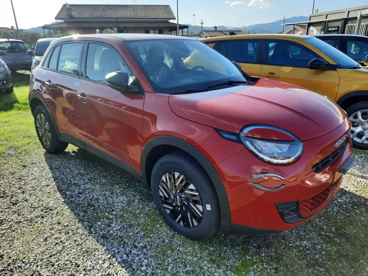 Fiat 600 nuova a La Spezia (3)