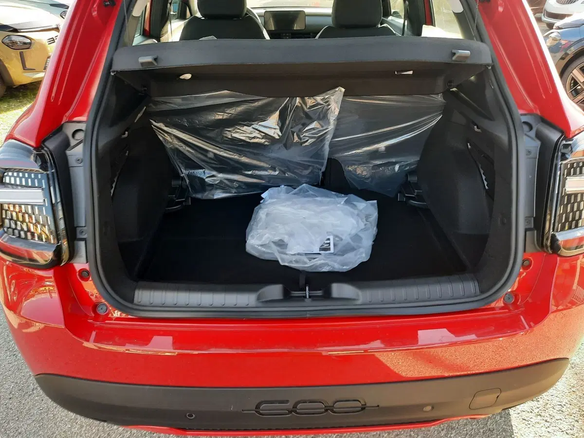 Fiat 600 nuova a La Spezia (8)