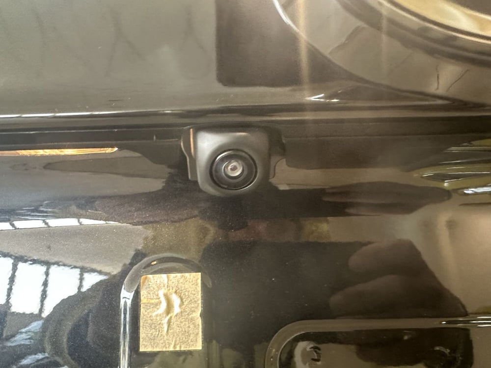 Toyota Yaris Cross nuova a Milano (8)