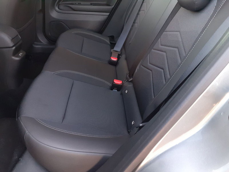 Jeep Avenger usata a Modena (6)