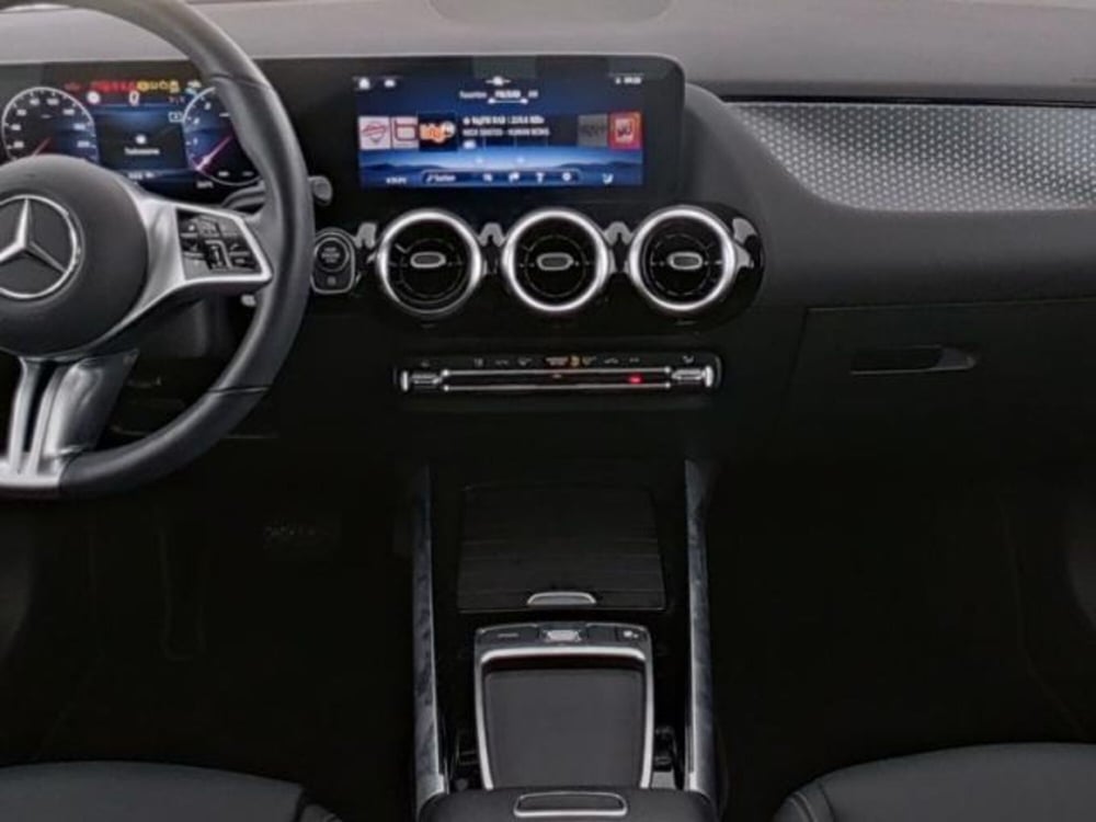 Mercedes-Benz Classe B usata a Milano (7)
