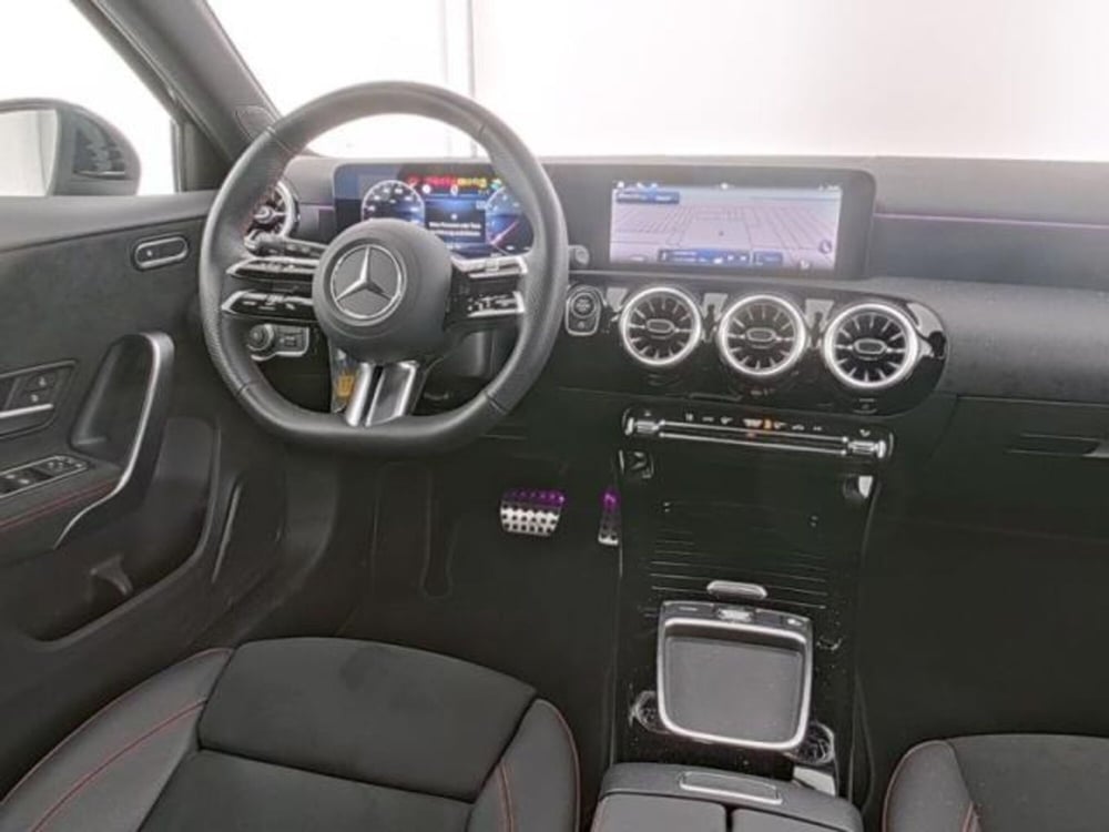 Mercedes-Benz Classe A usata a Milano (7)