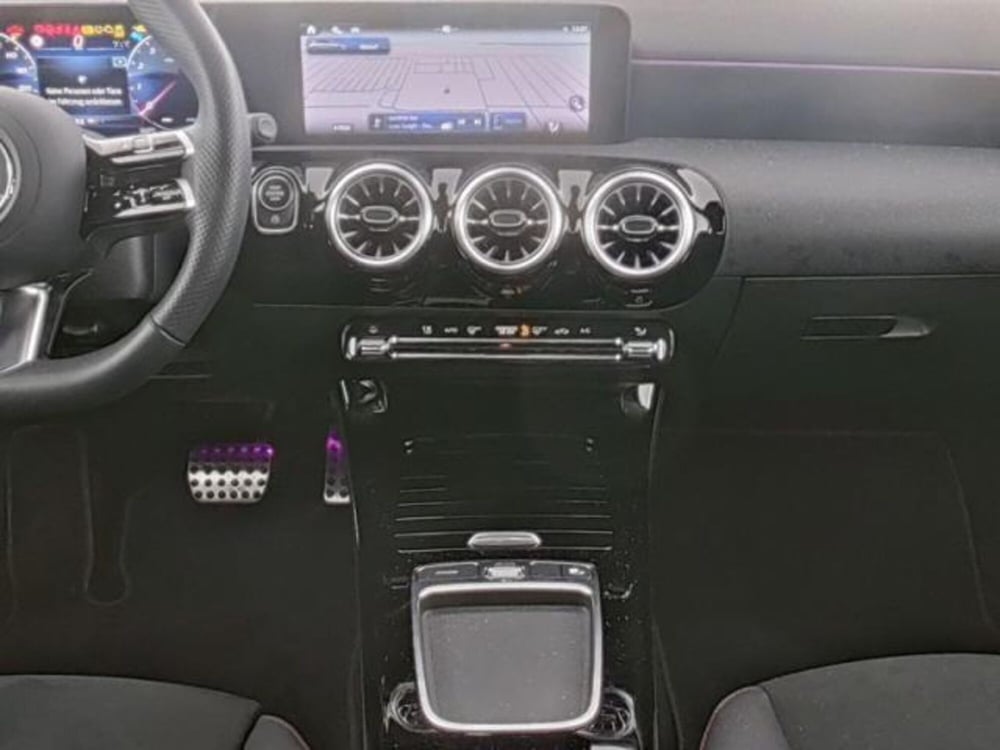 Mercedes-Benz Classe A usata a Milano (8)