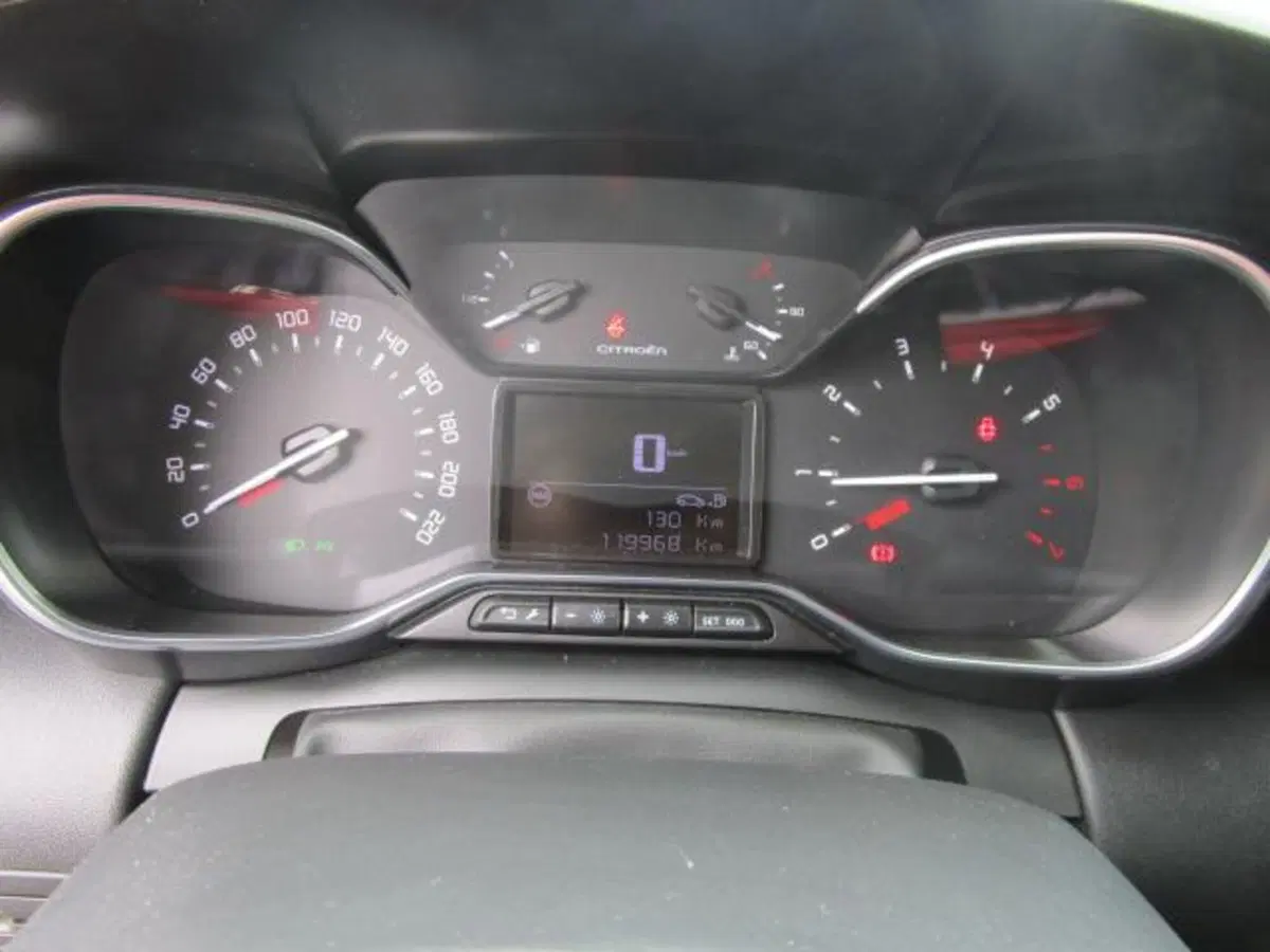 Citroen C3 Aircross usata a Gorizia (13)