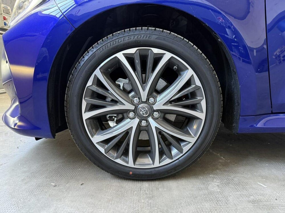 Toyota Yaris Cross nuova a Monza e Brianza (15)